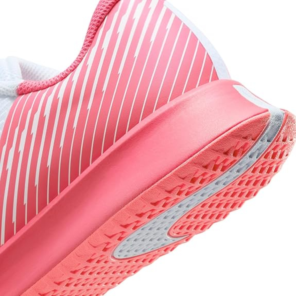 Кросівки жіночі Nike ZOOM VAPOR PRO 2 HC white/pink DR6192-107 Кросівки жіночі Nike ZOOM VAPOR PRO 2 HC white/pink DR6192-107