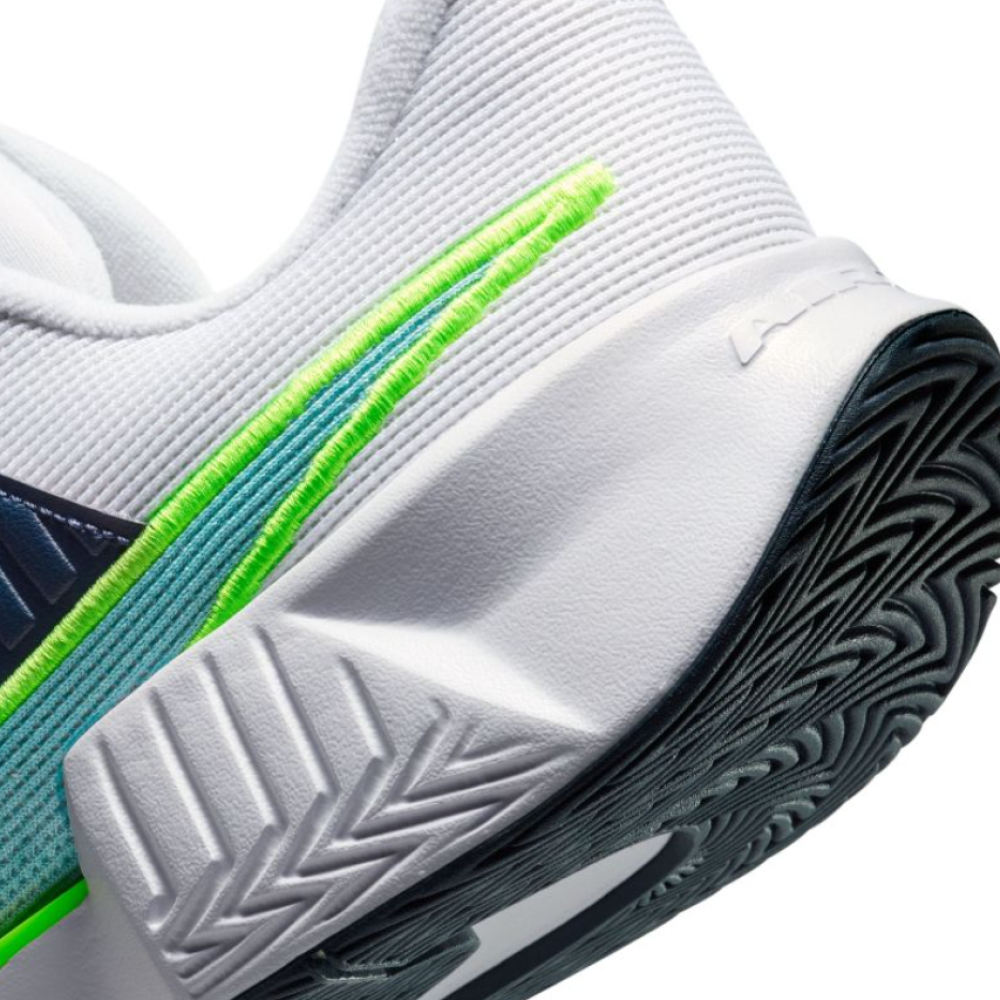 Кроссовки мужские для тенниса Nike Zoom GP Challenge Pro FB3145-103 Кроссовки мужские для тенниса Nike Zoom GP Challenge Pro FB3145-103