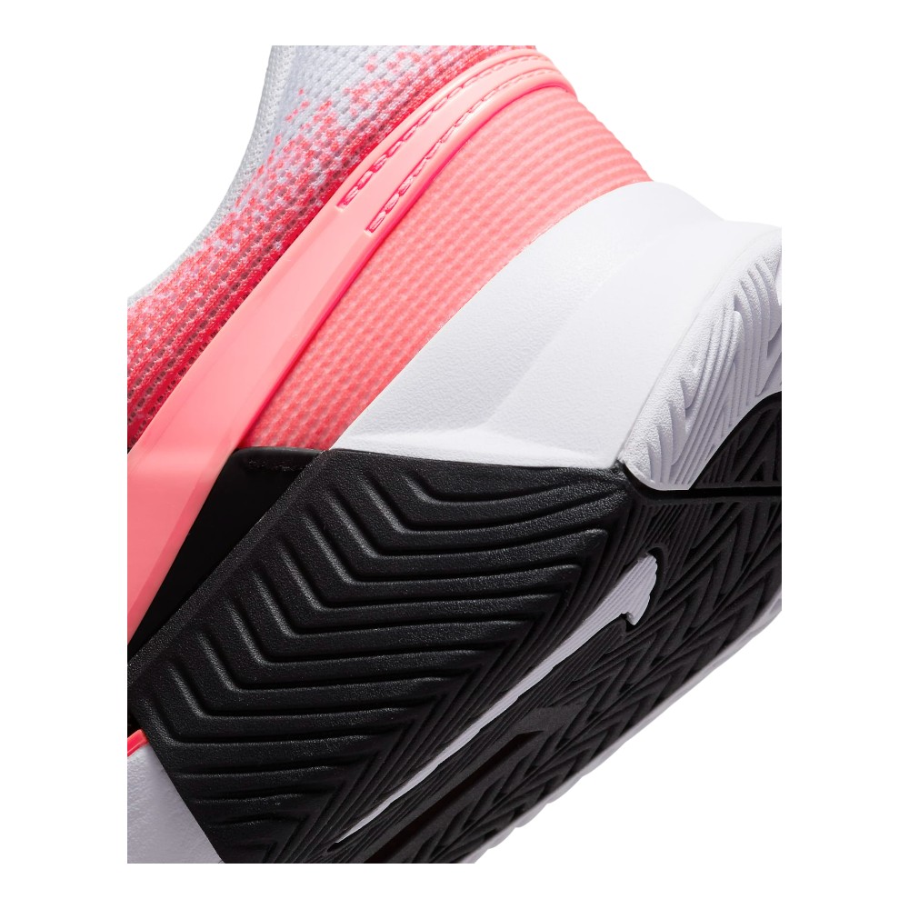 Кроссовки мужские для тенниса Nike Zoom GP Challenge FB3147-102 Кроссовки мужские для тенниса Nike Zoom GP Challenge FB3147-102