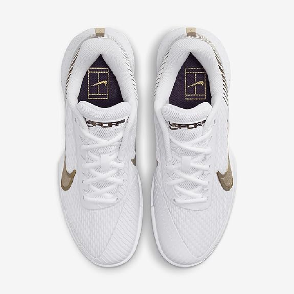 Кроссовки теннисные женские Nike ZOOM VAPOR PRO 2 HC white/gold HF3631-100 Кроссовки теннисные женские Nike ZOOM VAPOR PRO 2 HC white/gold HF3631-100