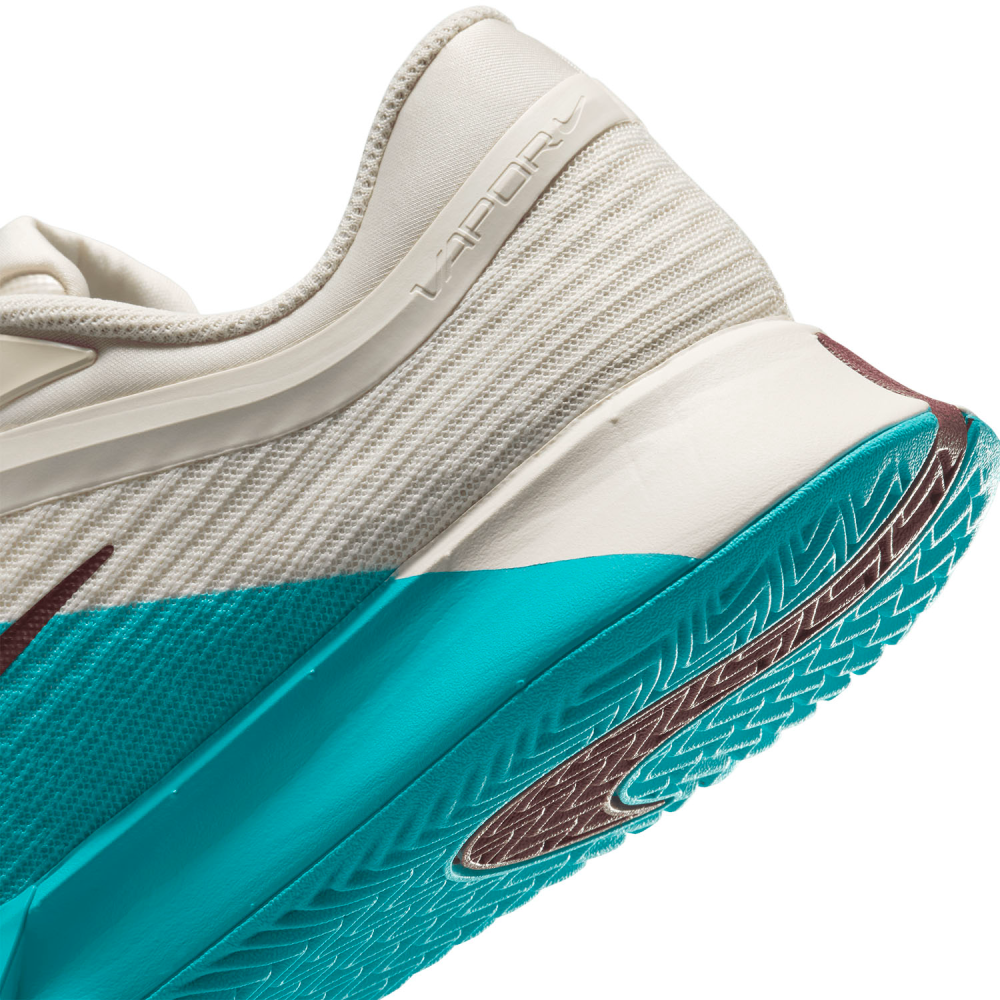 Кроссовки теннисные женские Nike Vapor Pro 3 Cly White/Ocean-Blue HQ6031-300 Кроссовки теннисные женские Nike Vapor Pro 3 Cly White/Ocean-Blue HQ6031-300