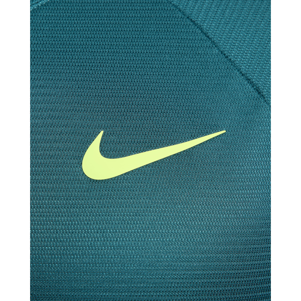 Футболка мужская Nike RAFA MNK DF CHALLENGER TOP SS green DV2887-381 Футболка мужская Nike RAFA MNK DF CHALLENGER TOP SS green DV2887-381