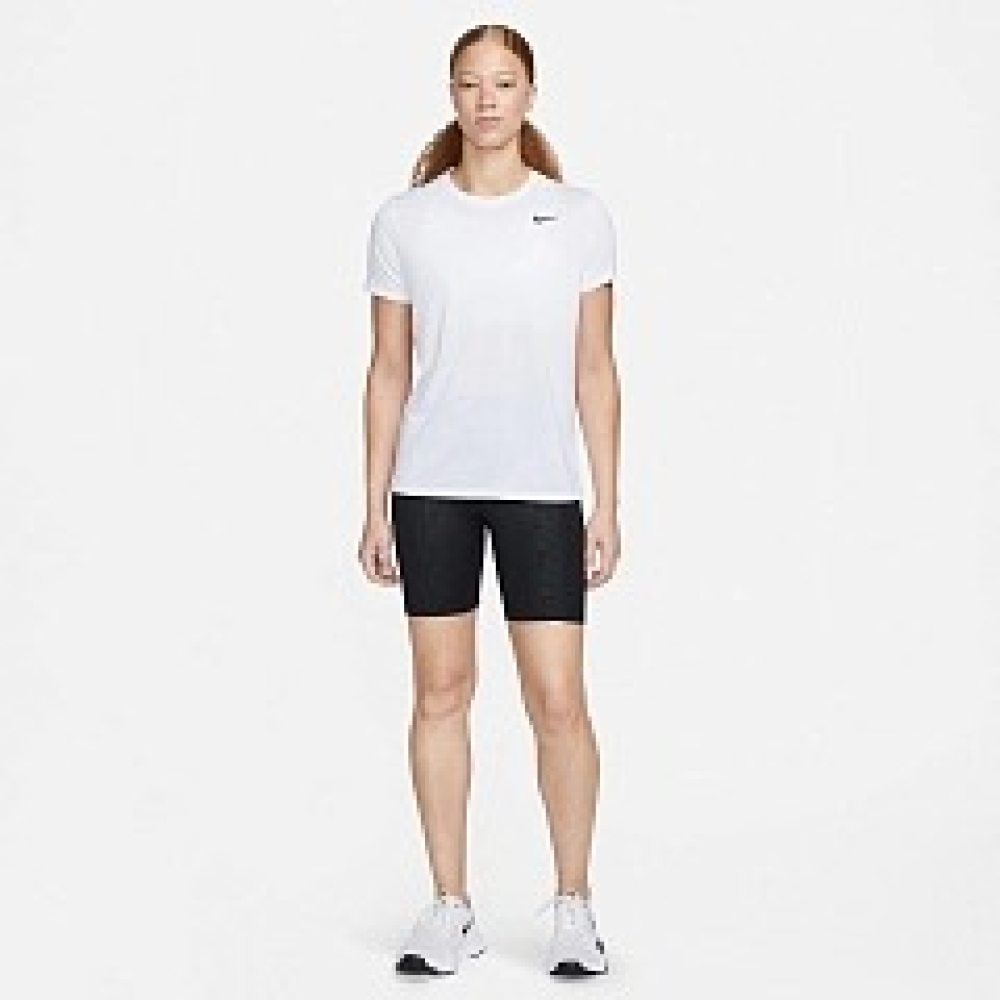 Футболка женская NIKE DF RLGD SS TEE white DX0687-100 Футболка женская NIKE DF RLGD SS TEE white DX0687-100