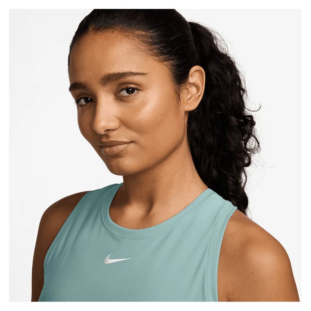 Платье Nike Victory dress mint Платье Nike Victory dress mint
