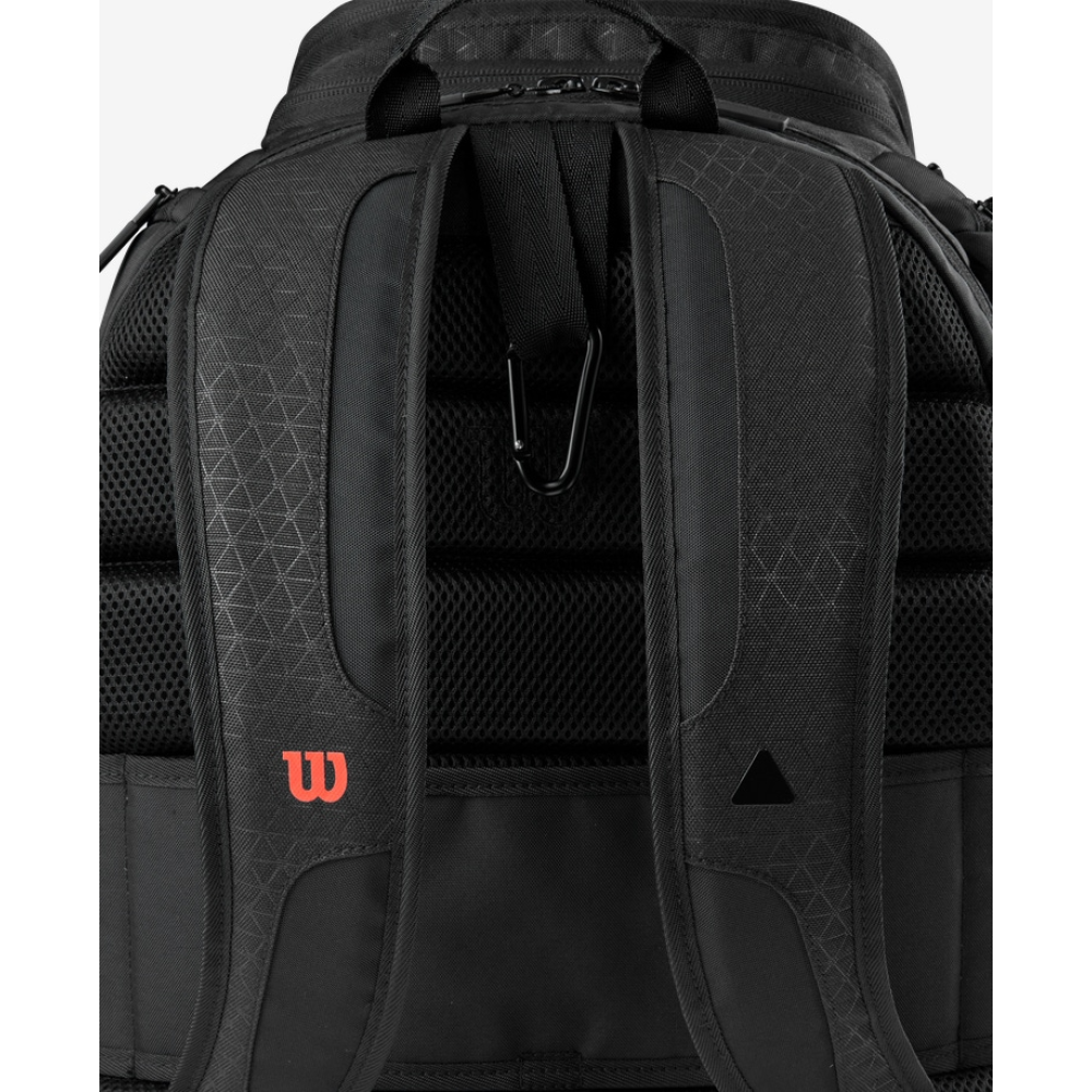 Рюкзак Wilson CLASH V3 BACKPACK BLACK/INFRARED WR8037901001 Рюкзак Wilson CLASH V3 BACKPACK BLACK/INFRARED WR8037901001