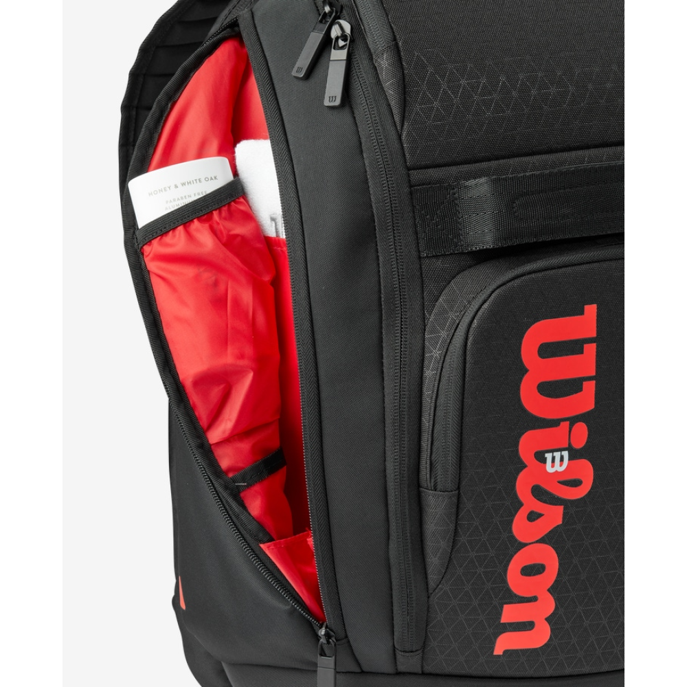 Рюкзак Wilson CLASH V3 BACKPACK BLACK/INFRARED WR8037901001 Рюкзак Wilson CLASH V3 BACKPACK BLACK/INFRARED WR8037901001